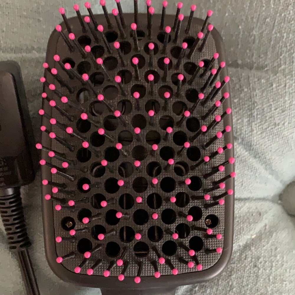 Revlon paddle dryer brush